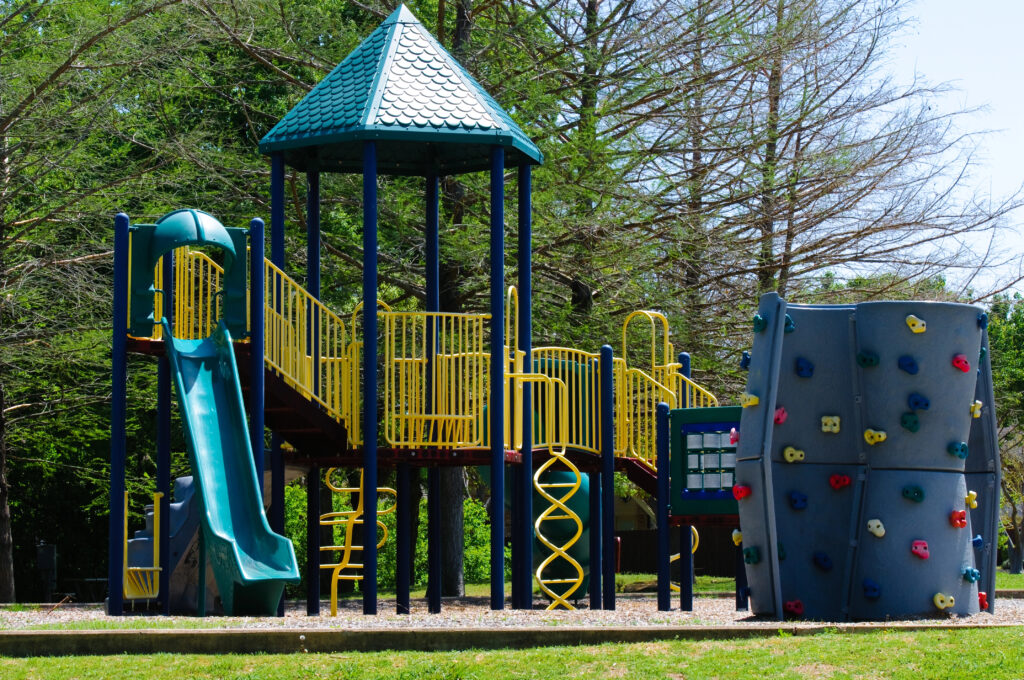 NonToxic Rubber Mulch and Natural Alternatives Thriving Sustainably