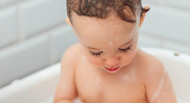 ATTITUDE baby leaves 2-in-1 Shampoo and Body Soap Bar