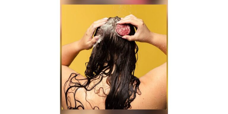 Lush Naked shampoo bar