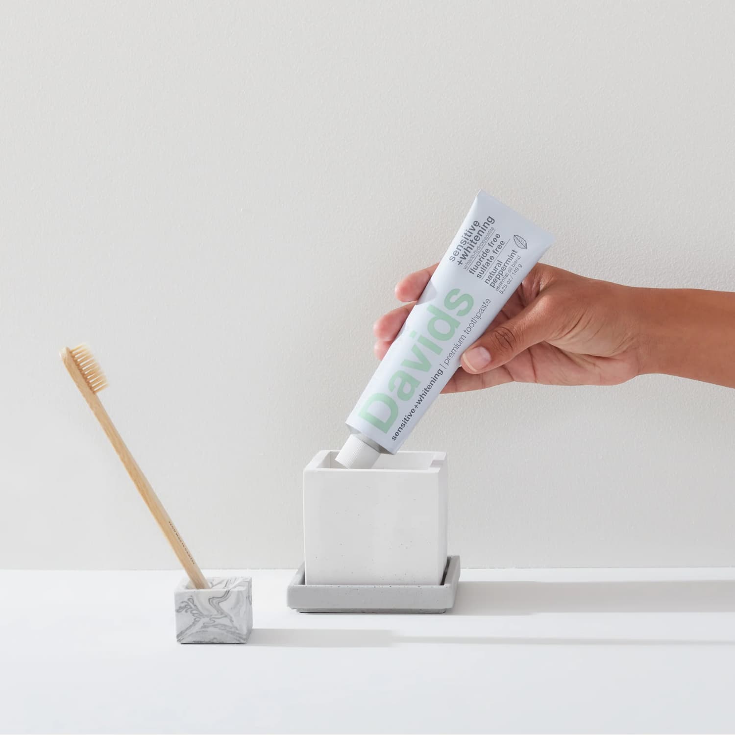 Davids Hydroxi nano-hydroxyapatite toothpaste in a metal tube