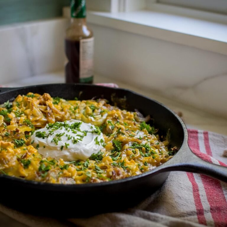 Lodge Seasoned Cast Iron Skillet, 10.25 in