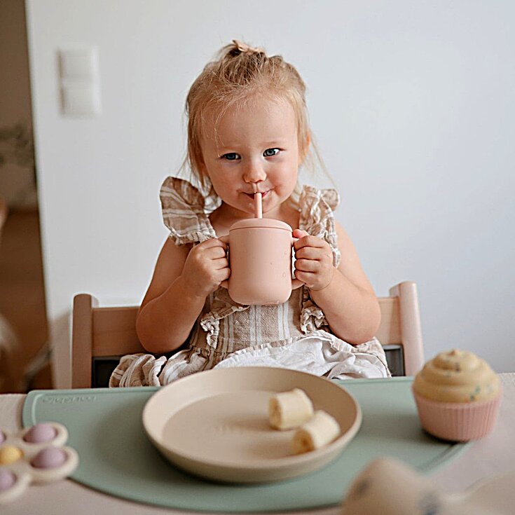 Mushie Silicone Training Cup with Straw